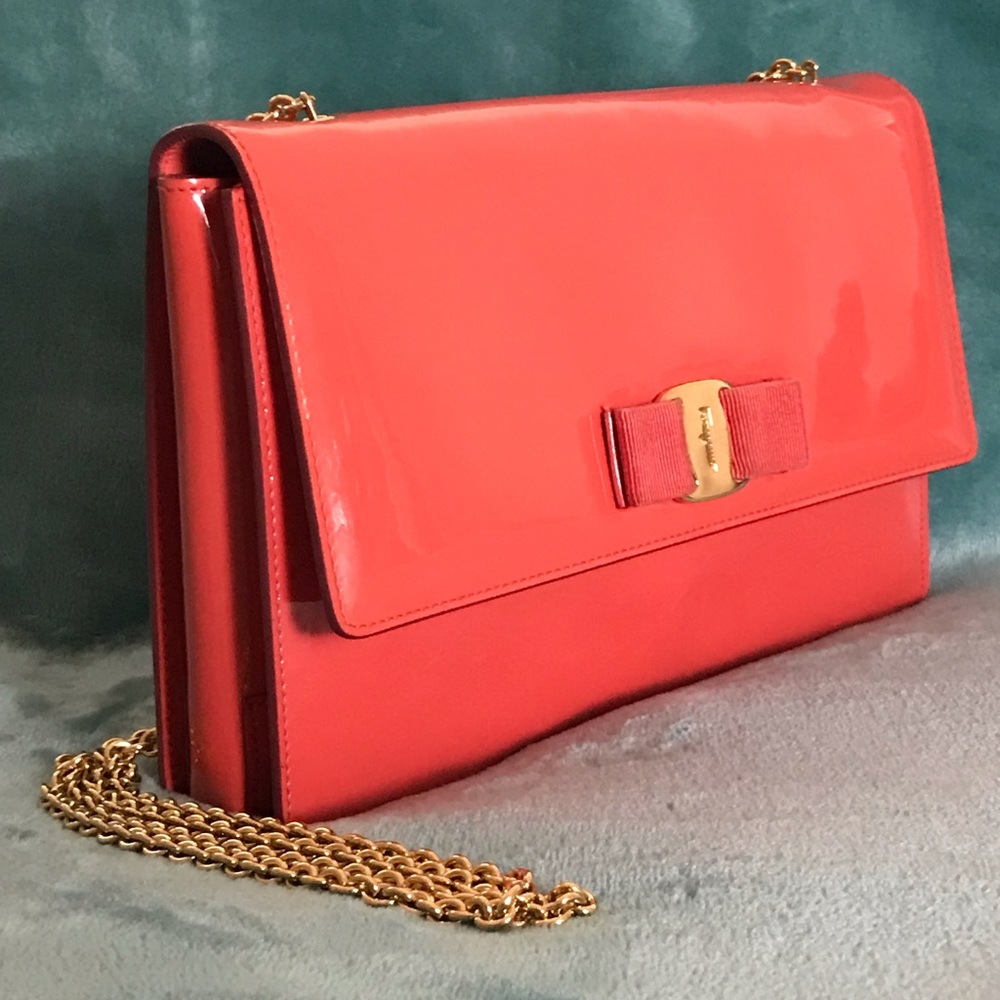SALVATORE FERRAGAMO Patent Ginny Vara Bow Shoulder Bag Pastel Red